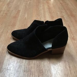 1.State Iddah Cutaway Black Ankle Booties Size 9M